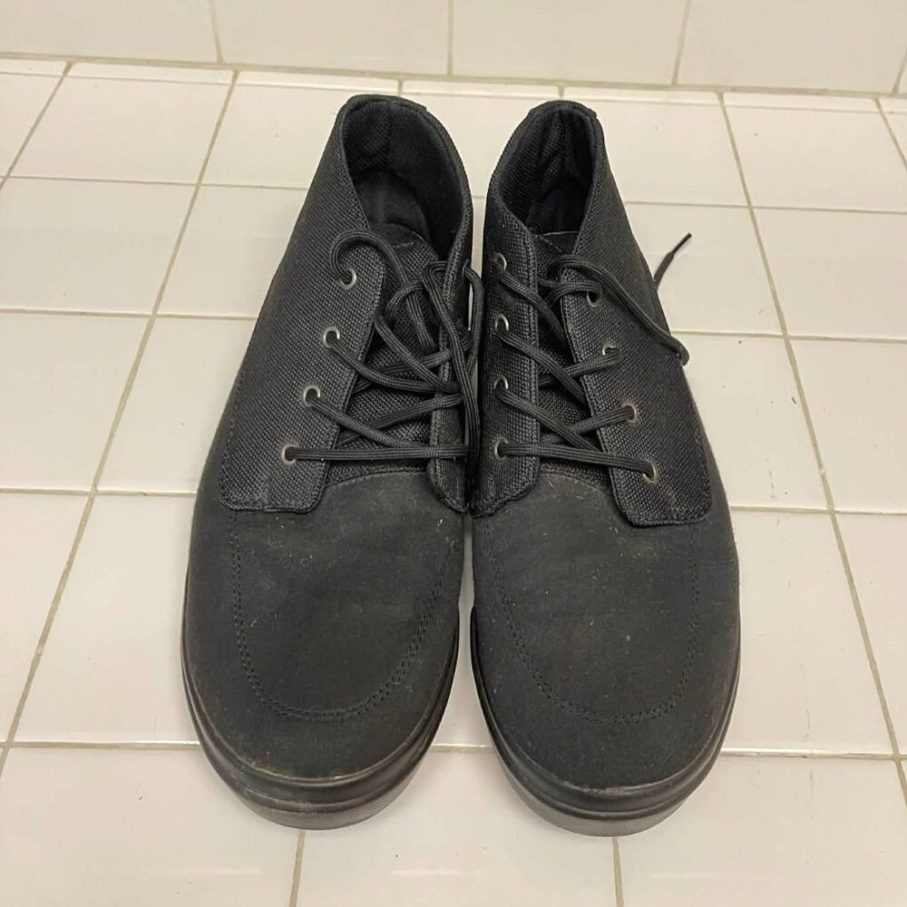 SR Max 6800  slip resistant shoes